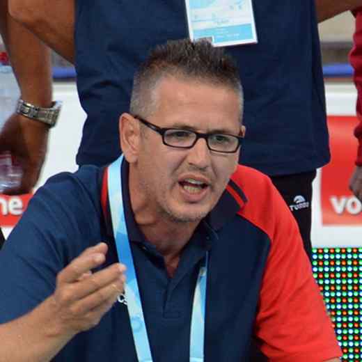 https://www.cnigualada.cat/wp-content/uploads/2017/10/team_coach_01.jpg